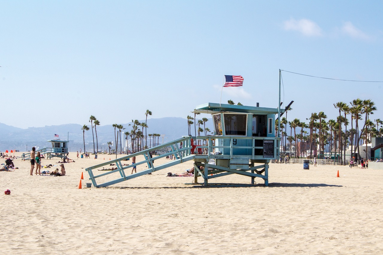 beach, lifeguard tower, los angeles-1630458.jpg